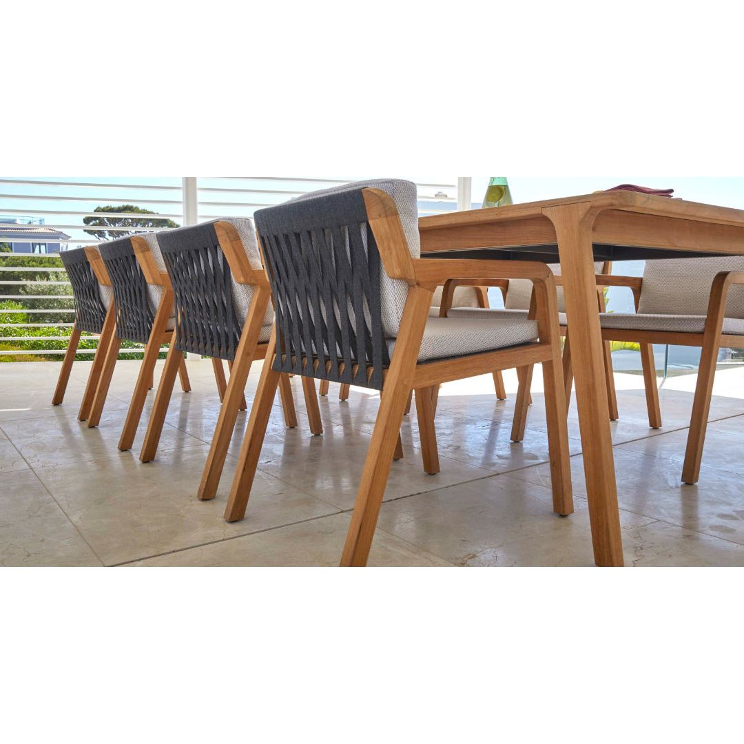 Flexx 8 Seat Dining Table