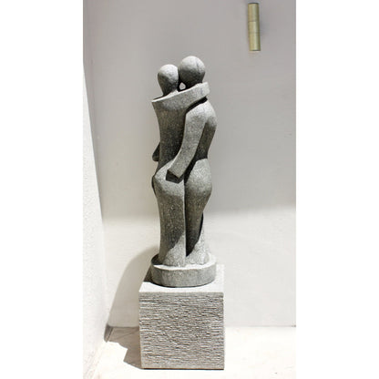 Lovers sculpture